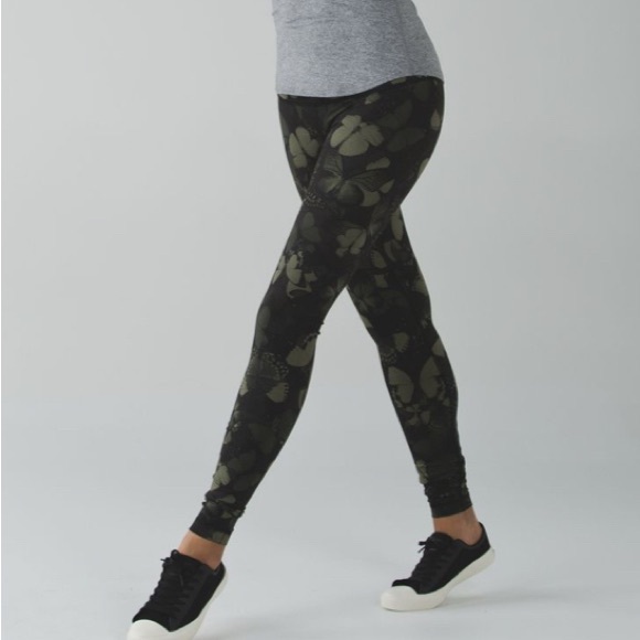 lululemon athletica Pants - Lululemon Wunder Under Pant in Biggie So Fly Butterfly Fatigue Green Black